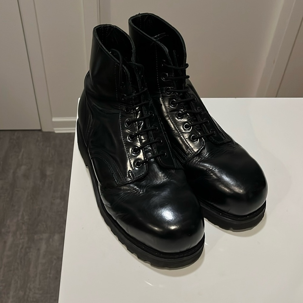 Canadian Military Steeltoe Parade Boot Vibram Sole